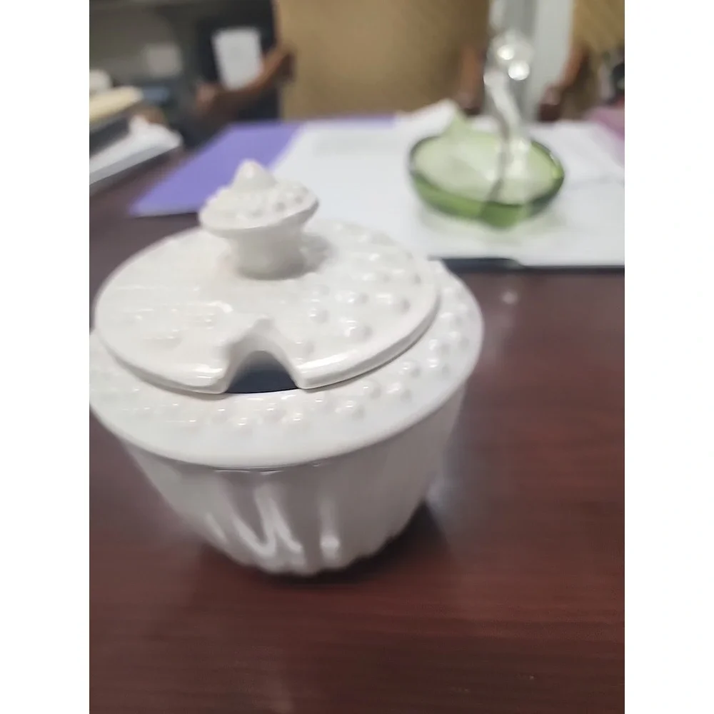 Vintage Cream CeramicHobnail Vertical‎ Ribbed Lidded Sugar Bowl M47 USA